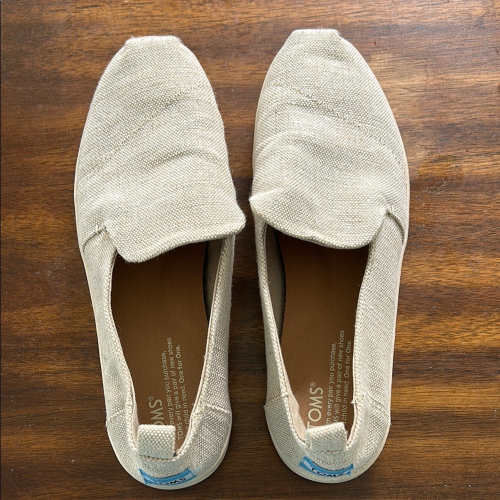 Toms Cream Canvas Loafers Slip-Ons